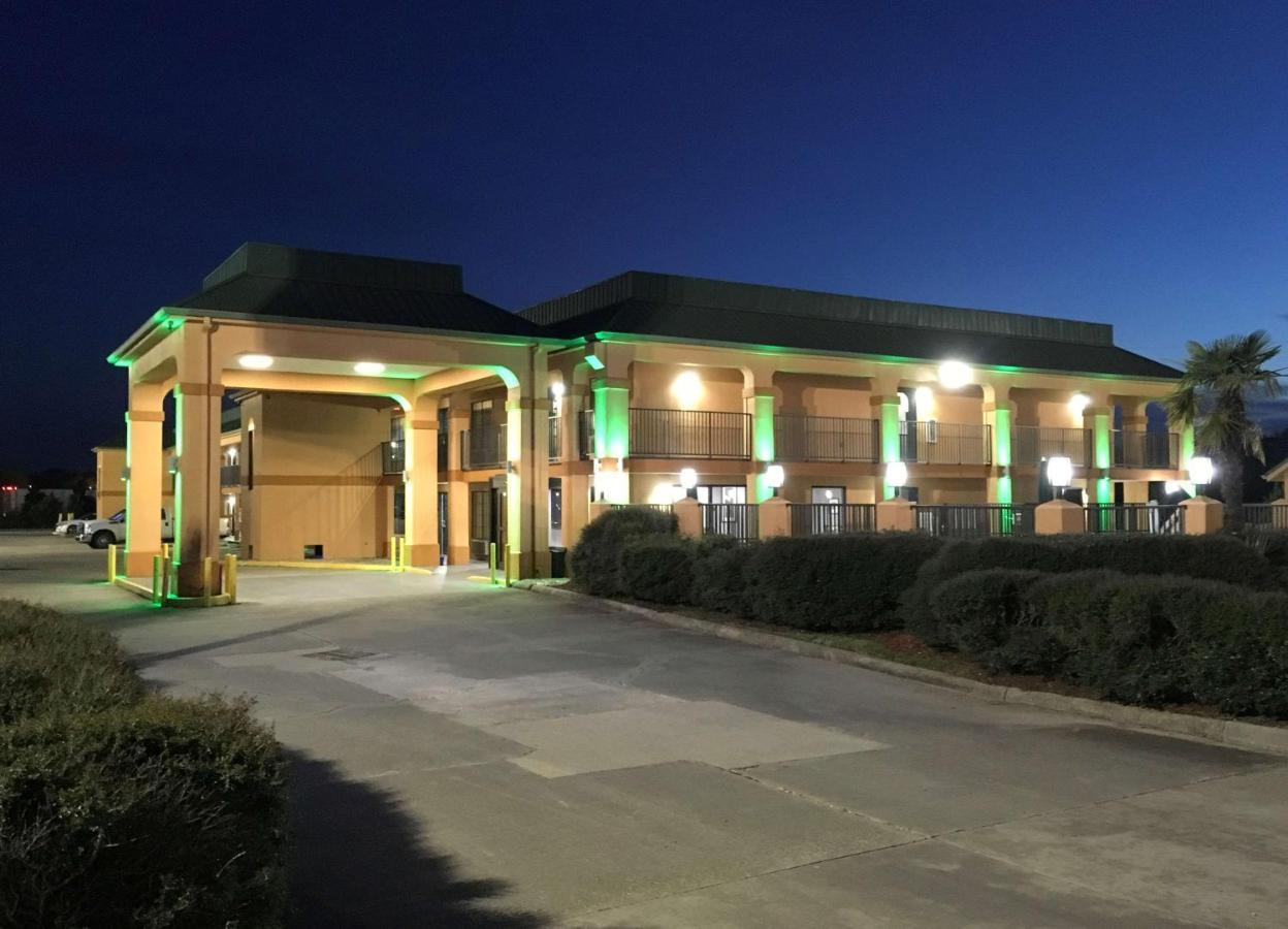 Americas Best Value Inn Denham Springs Εξωτερικό φωτογραφία