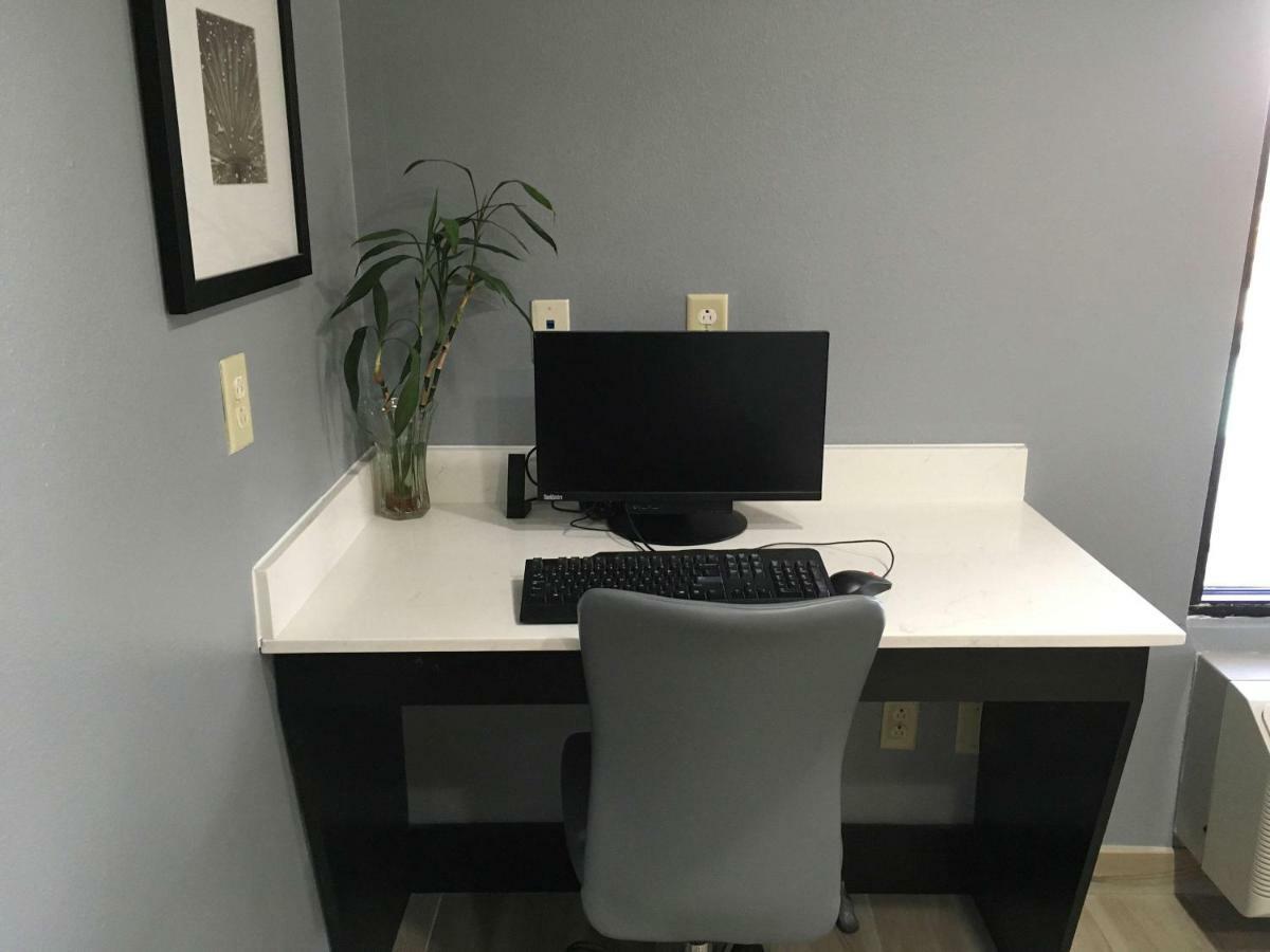 Americas Best Value Inn Denham Springs Εξωτερικό φωτογραφία
